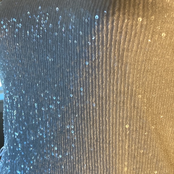 Sparkly Sequin White Lined Racerback Top NWT - Picture 4 of 6